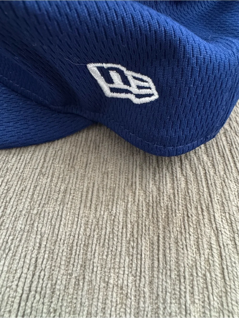 New Era Men’s Blue 59FIFTY Dodgers Fitted baseball Cap with White raised D Logo